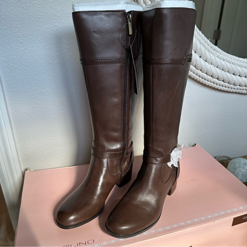 NEW Bandolino Dark Brown Heeled Boots